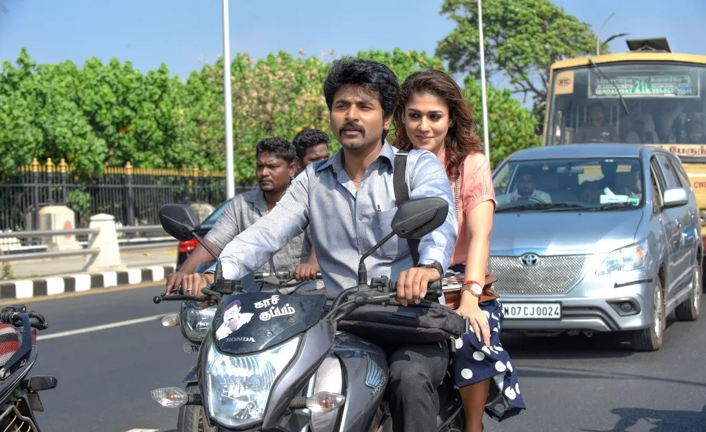 Landscape of Sk Riding Bike with Nayanthara in Traffic Hd