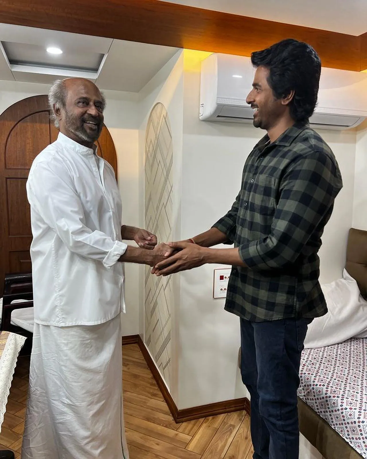 Meeting of Rajinikanth and Sivakarthikeyan Free Wallpaper