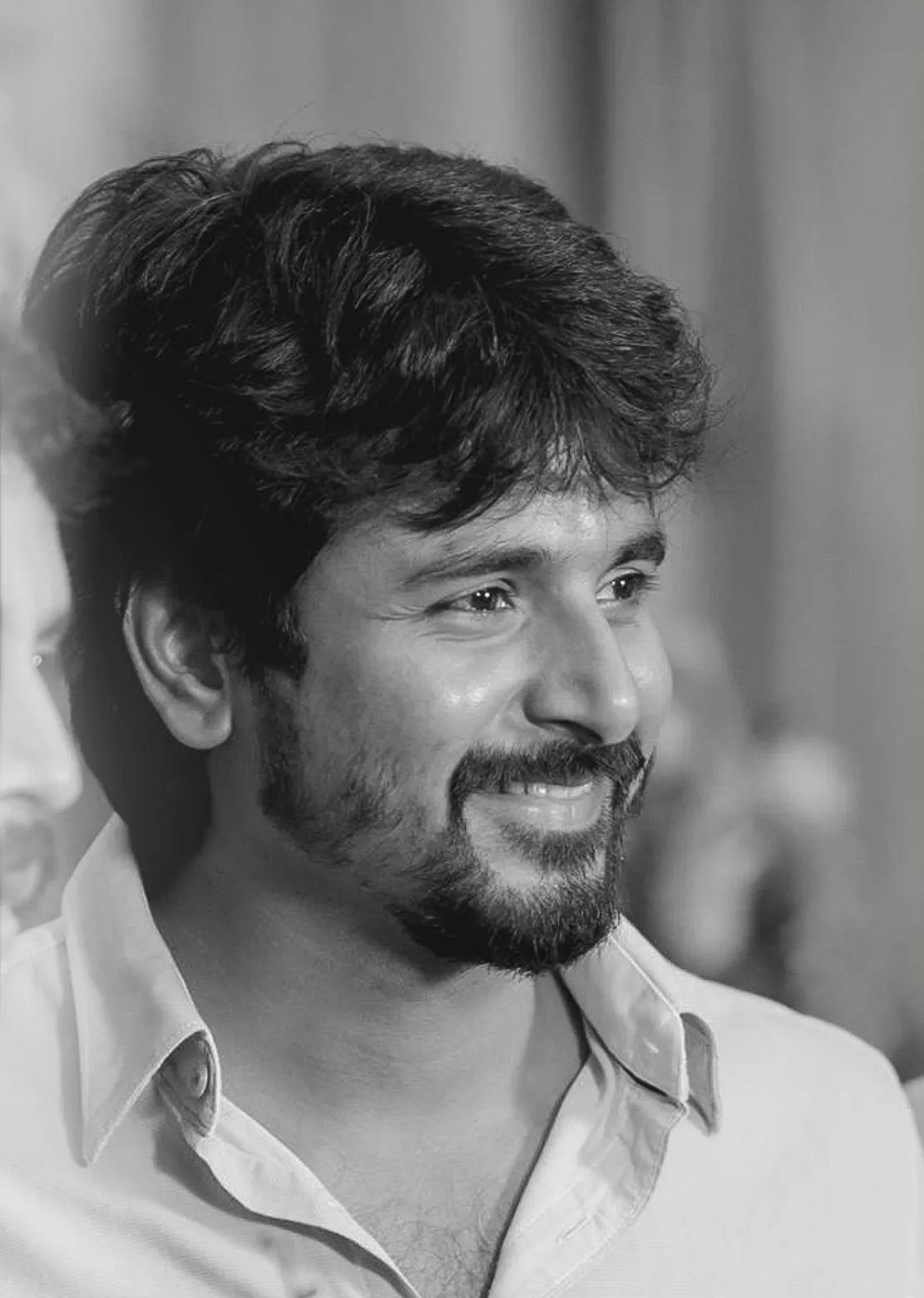 Monochrome Image of Sivakarthikeyan with a Happy Face Hd