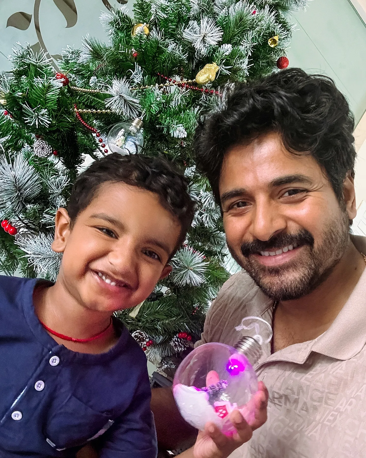 Sivakarthikeyan and Gugan with Christmas Tree At the Back