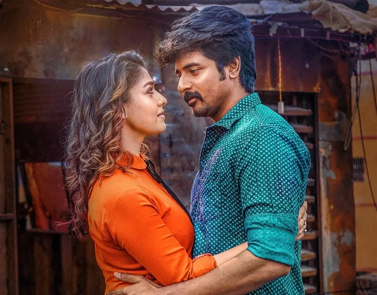 Sivakarthikeyan and Nayanthara Looking At Each Other Image