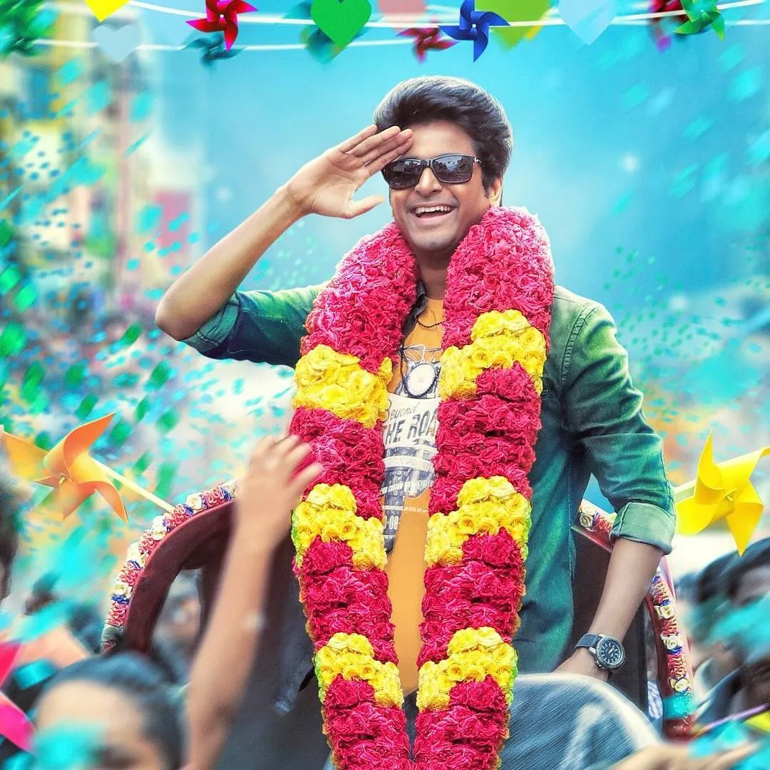 Sivakarthikeyan Grand Entry with Garland a Movie HD Still
