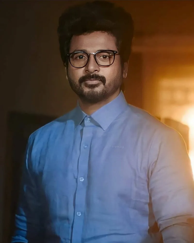 Sivakarthikeyan Smart Blue Shirt Formal Look from Doctor