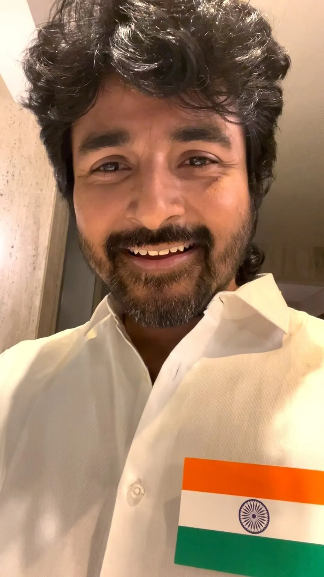 Sivakarthikeyan Wearing An Indian National Flag Wallpaper