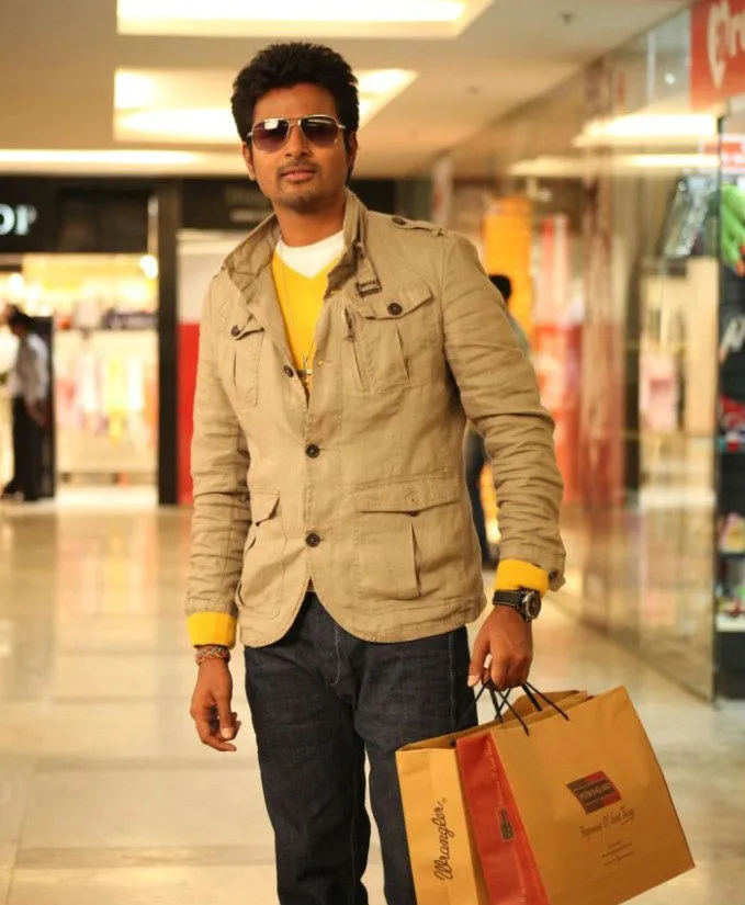 Sk with Shopping Bags in a Mall Outfit from Maan Karate