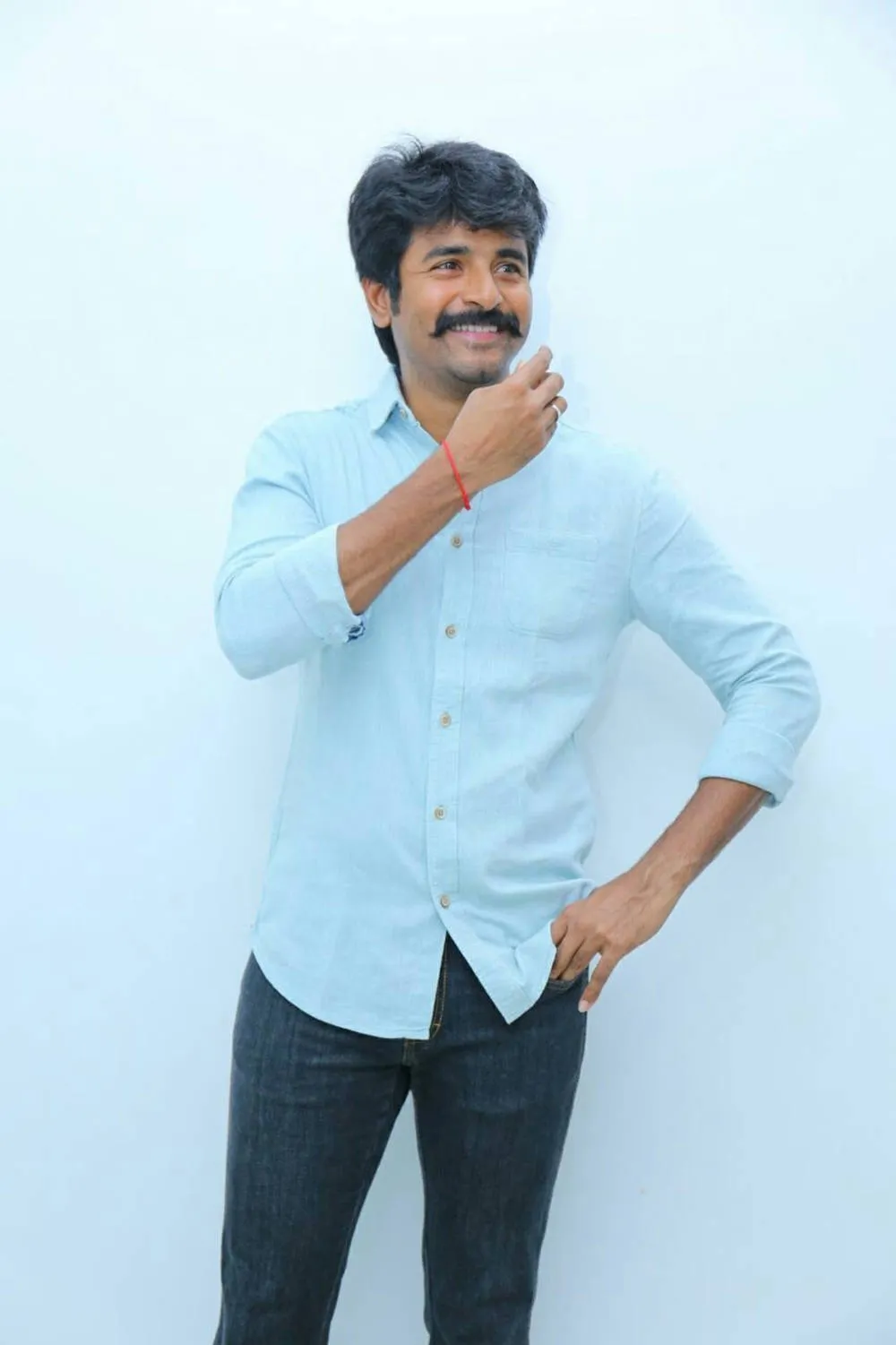 Unexpected Click of Sivakarthikeyan in Blue Shirt and Jeans