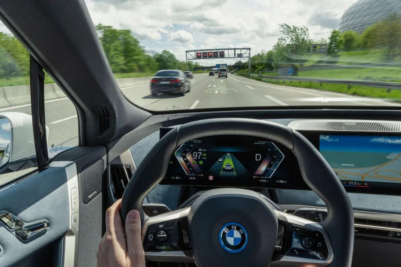 Bmw Autonomous Driving Technology on Real Road Test