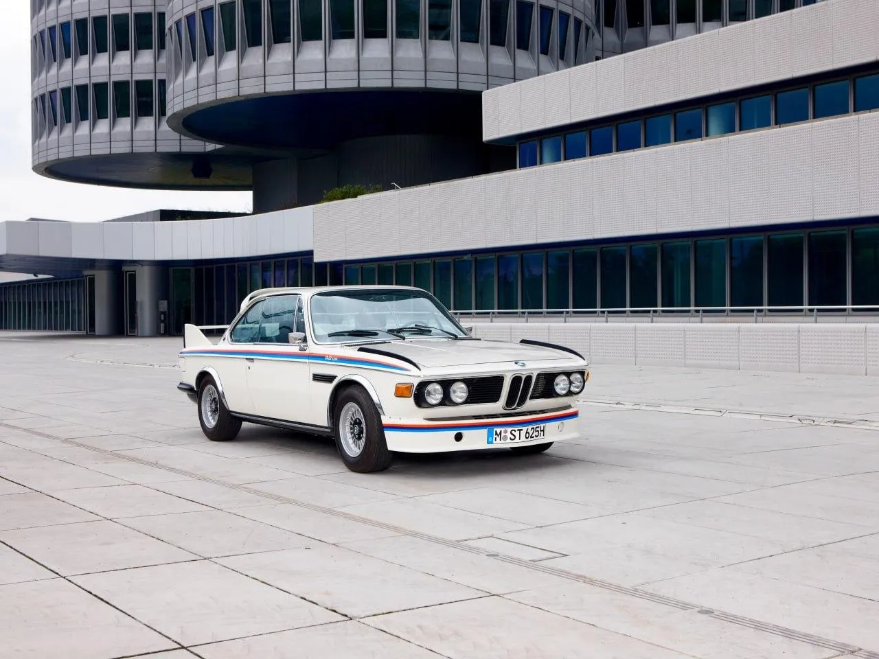 Bmw Iconic Classic Car with Retro Styling and Modern Twist