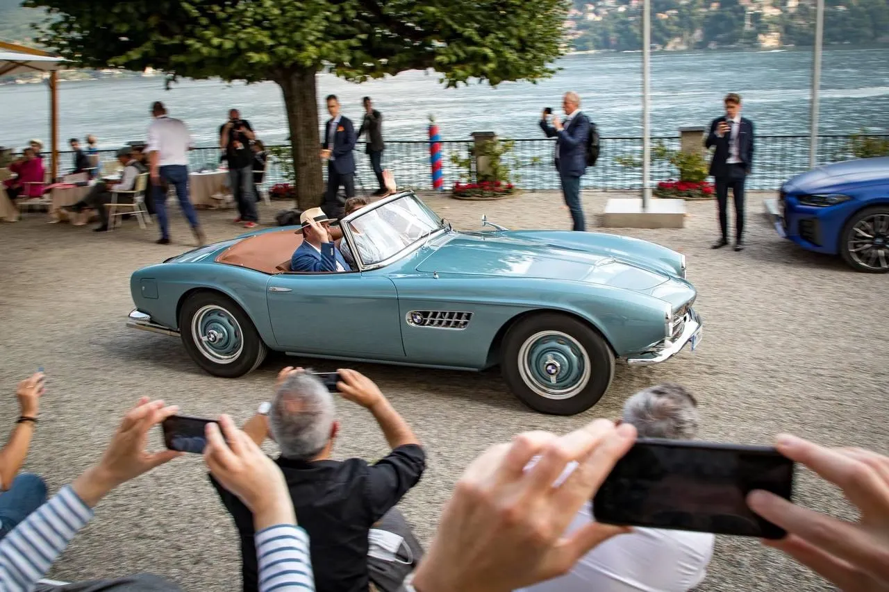 Classic Bmw Convertible at a Vintage Car Show Hd Image