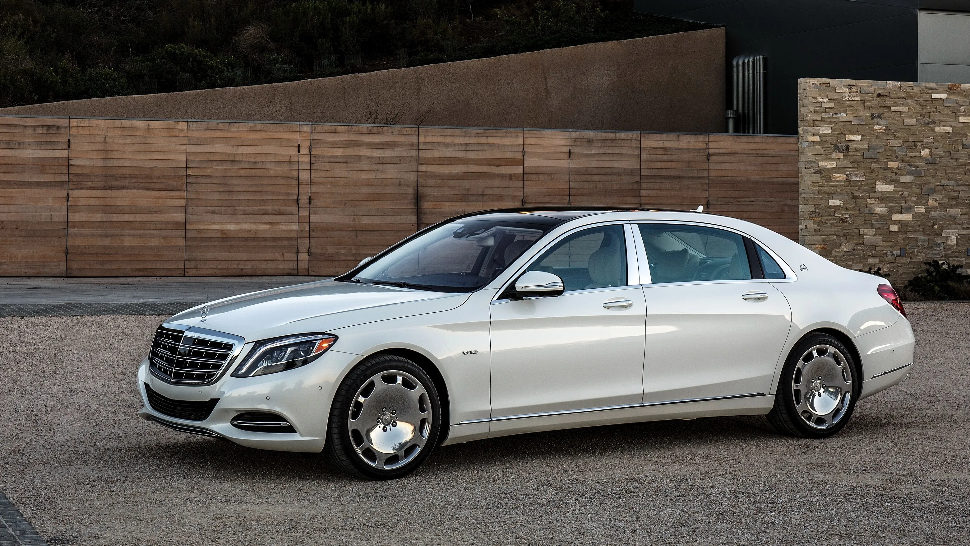 Classic Mercedes Sedan Built for Prestige and Elegance