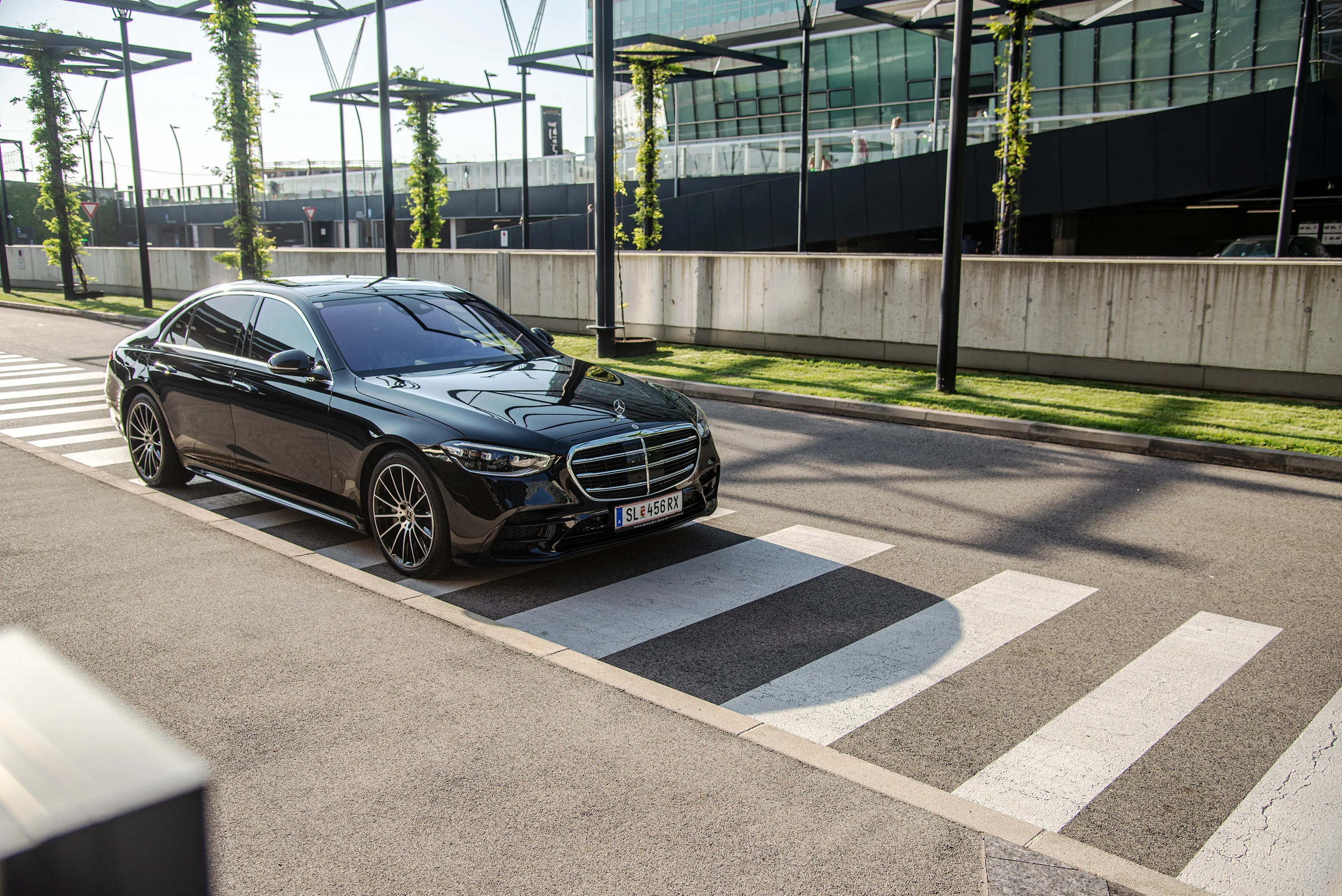 Executive Sedan from Mercedes Ideal for Urban Lifestyle