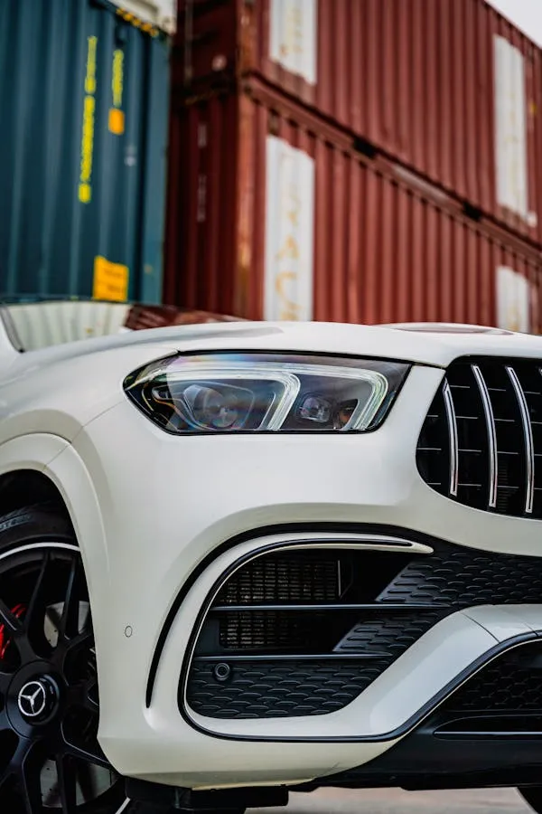 Front View of White Mercedes Benz SUV with Modern Grill