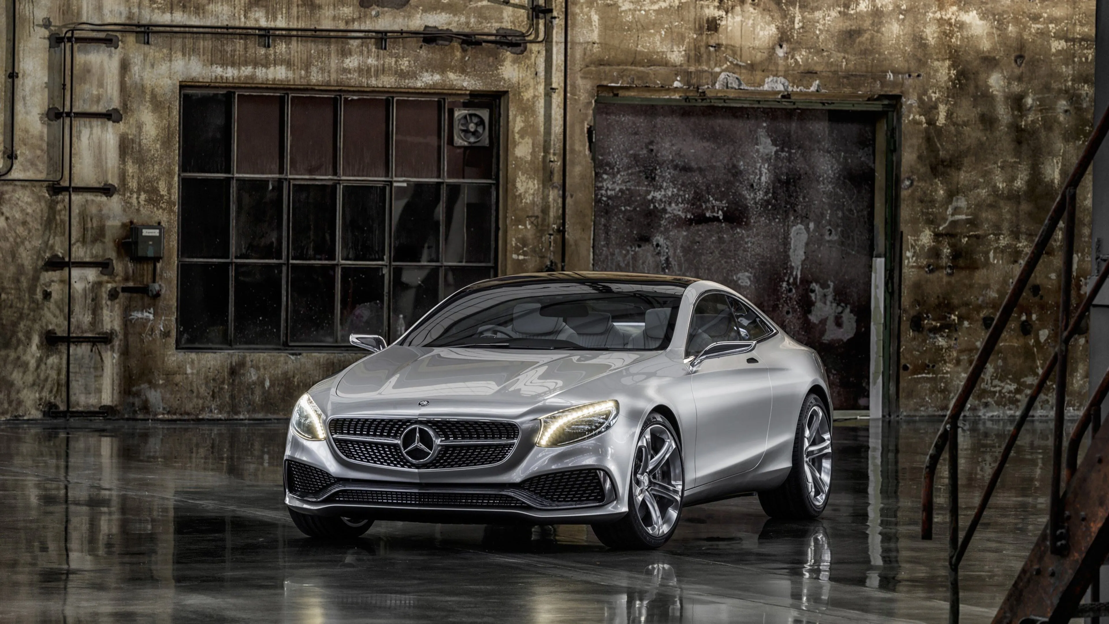 Mercedes Benz Luxury Sports Car Parked in Urban Alley