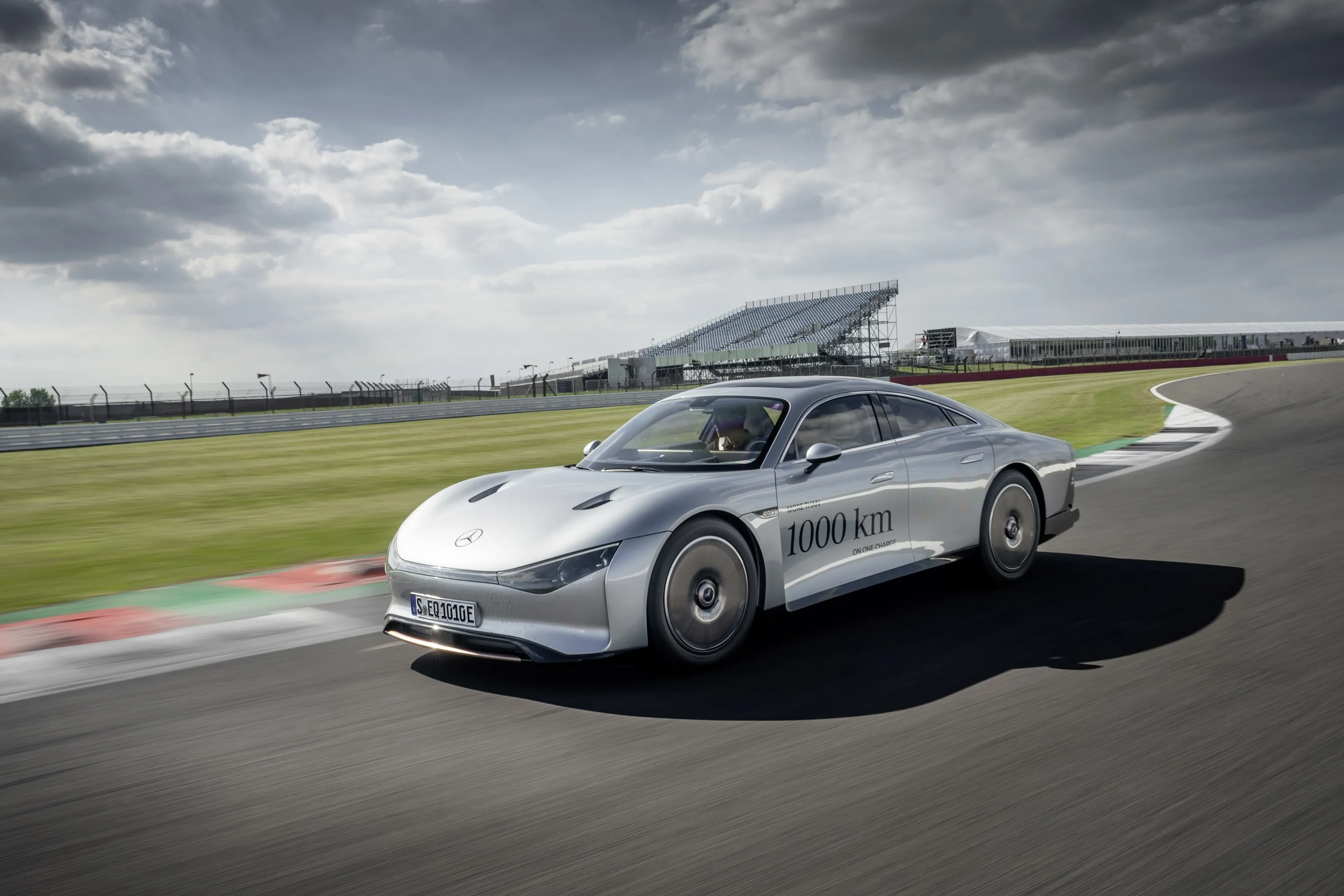 Mercedes Benz Race Car on Track with Speed and Precision