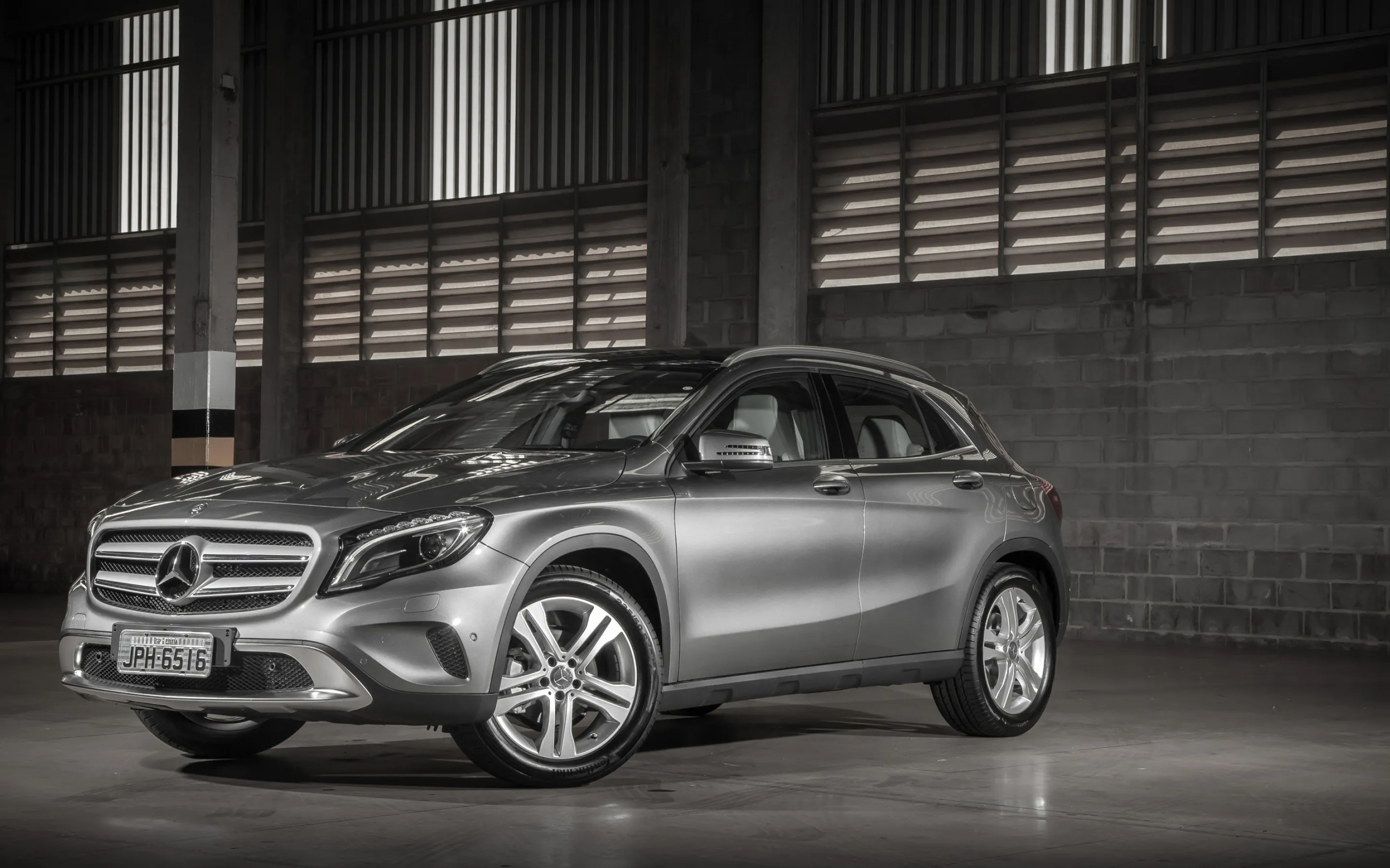 Mercedes SUV in Indoor Garage with Urban Mood Lighting