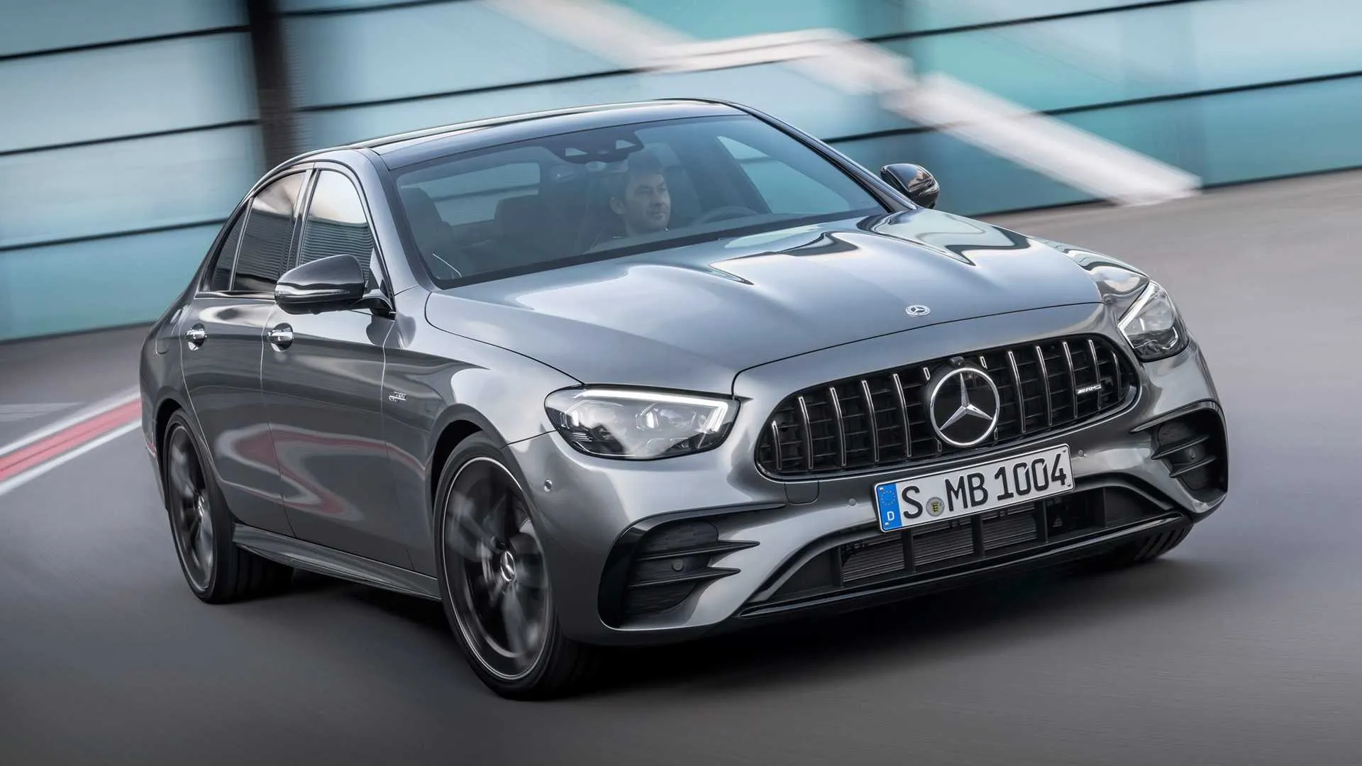Silver Mercedes Wagon in Urban High Performance Setup