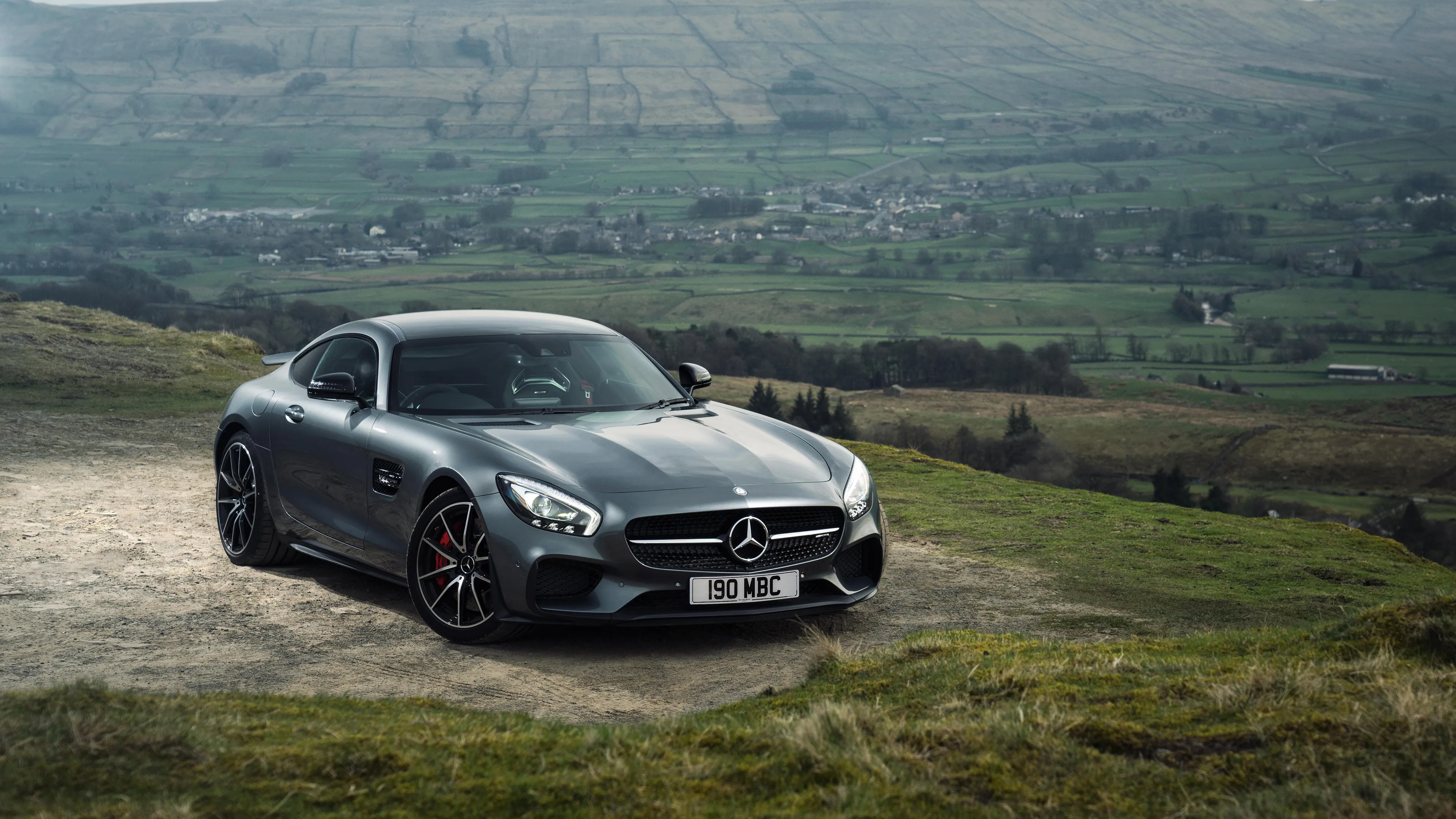 Sporty Mercedes Roadster Built for Scenic Mountain Roads