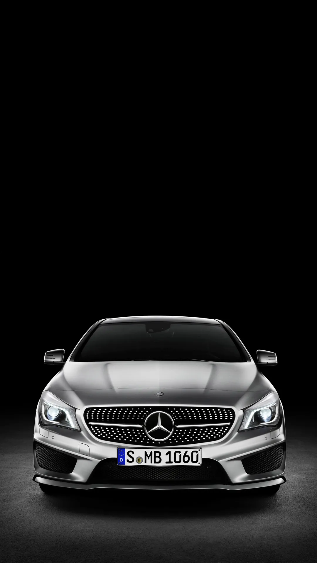 Stunning Front View of Luxury Mercedes Benz Car Model 4K