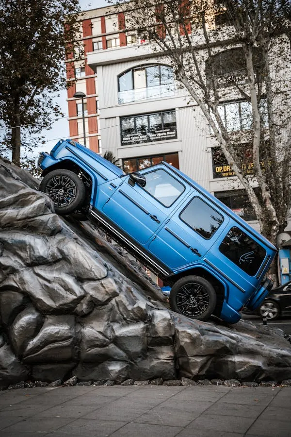 Stunning Mercedes GClass Climbing Rugged Urban Terrain
