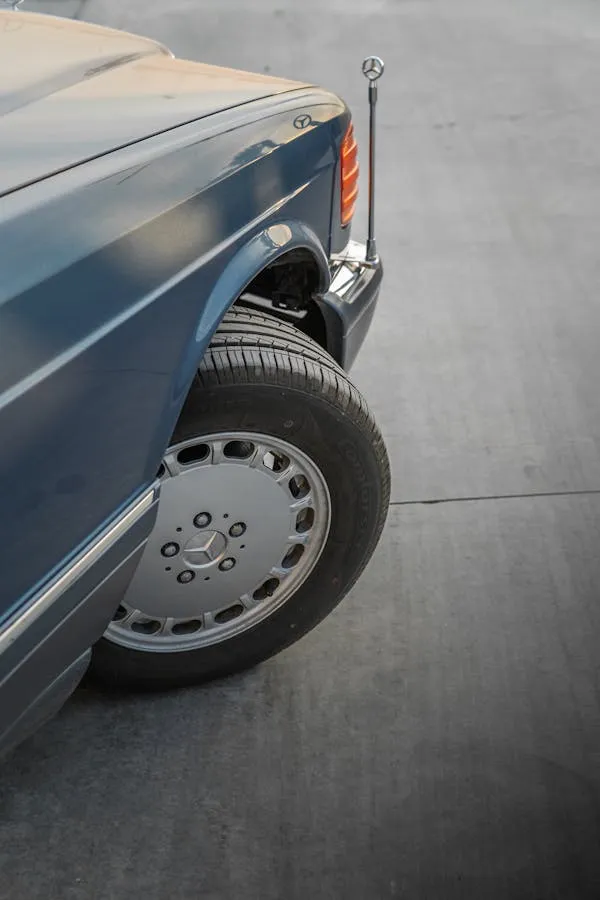Wallpaper of Classic Mercedes Benz Wheel Closeup in Detail